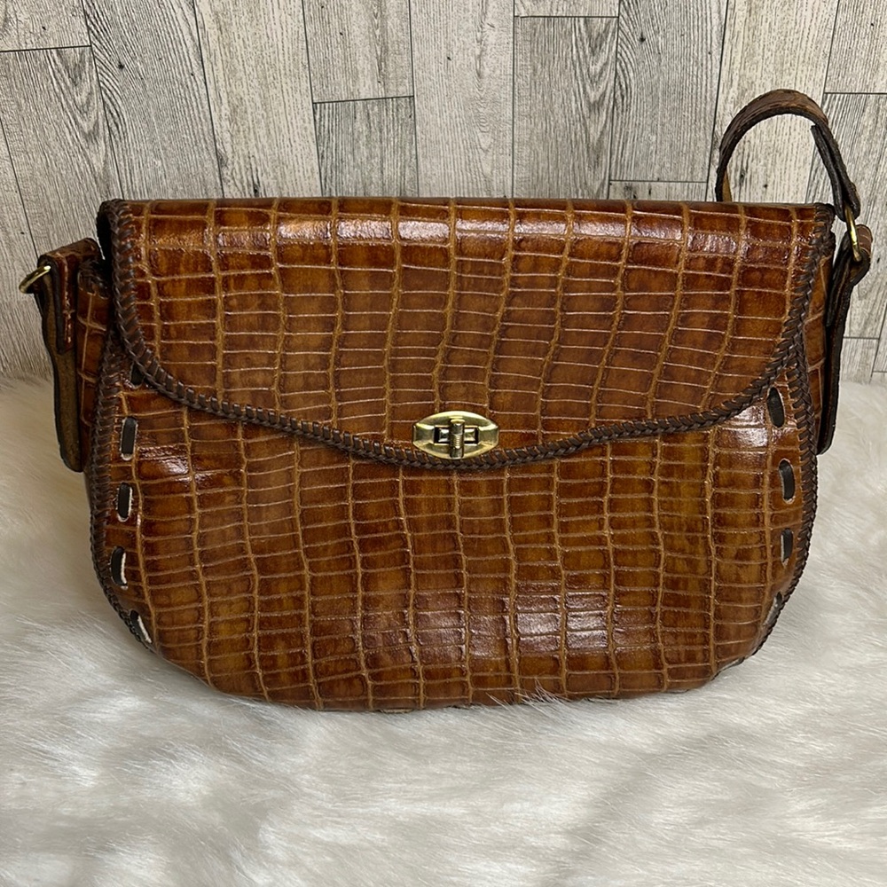 Elegant Brown Crocodile Embossed Shoulder Bag
